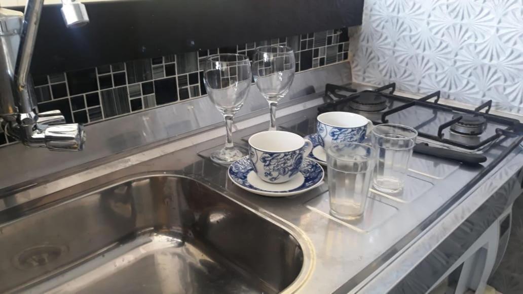 Apartamento Com Hidro 贝洛哈里桑塔 外观 照片