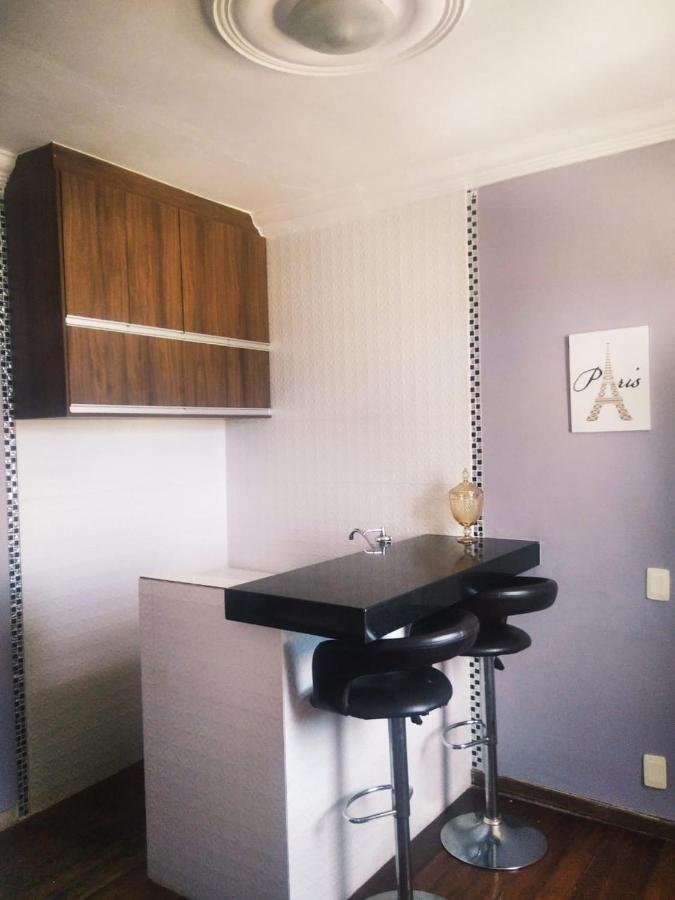 Apartamento Com Hidro 贝洛哈里桑塔 外观 照片